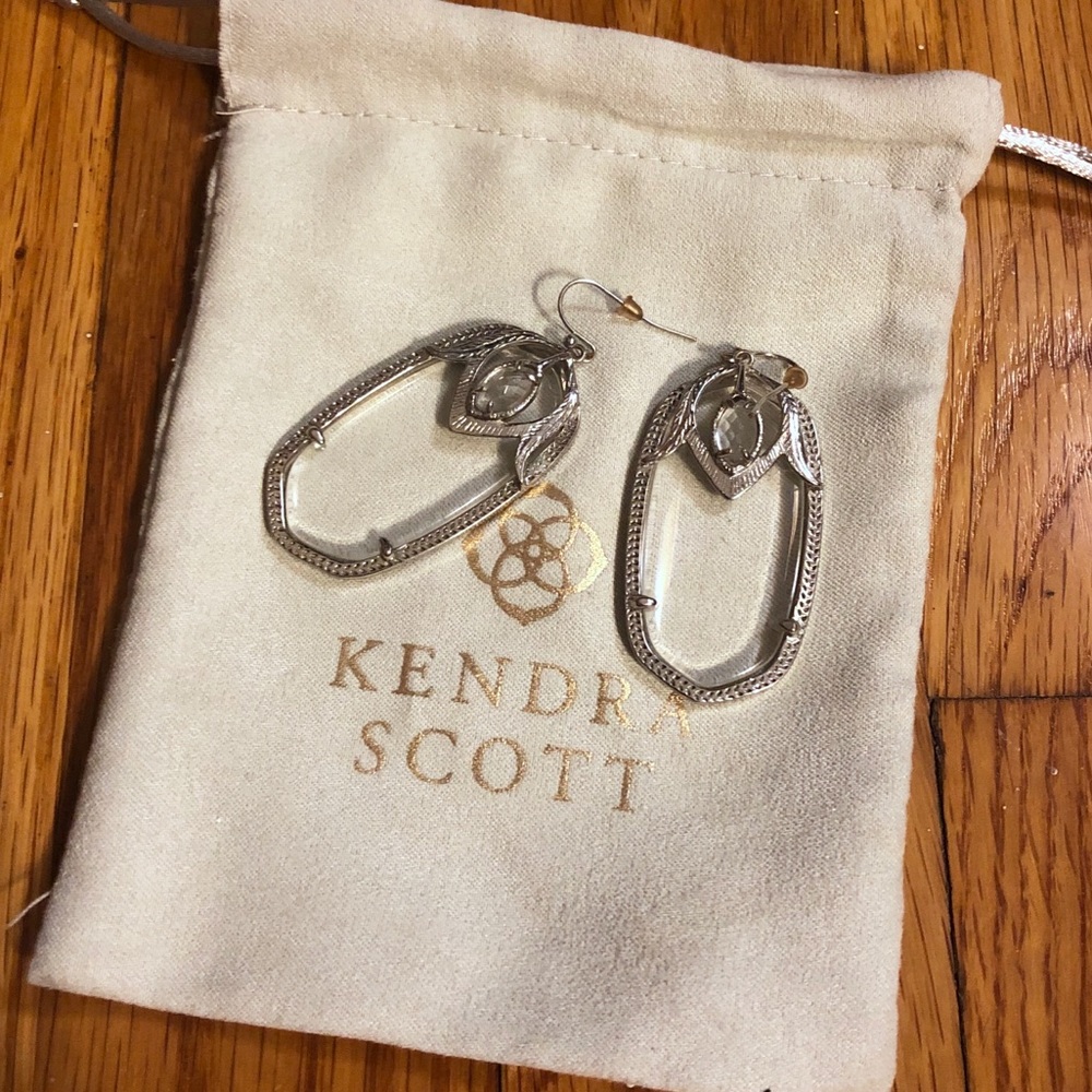 Kendra Scott Darby earrings